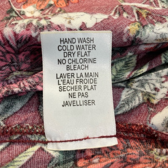 BEACH RIOT long sleeve v- neck blouse - Picture 5 of 6